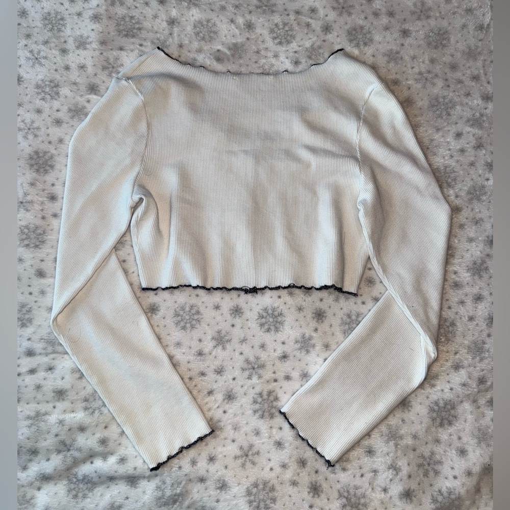 Lettuce Trim Cardigan - Picture 2 of 7